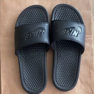Nike Black Slide Sandals with Embossed Logo - euro size 41 - barely worn